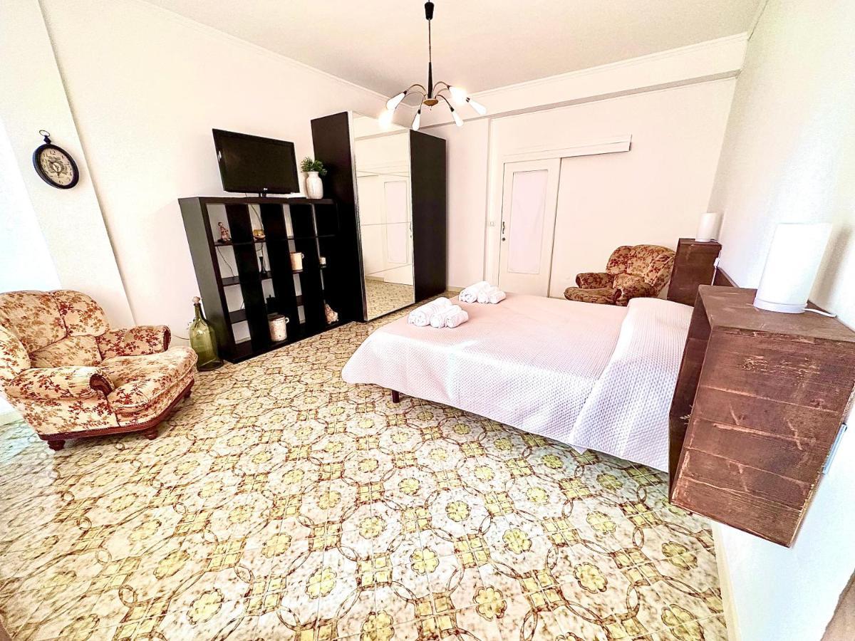 Bed and Breakfast Sorrenthouse Сант'Аньєлло Екстер'єр фото